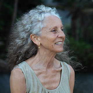 Myra Lewin, AP